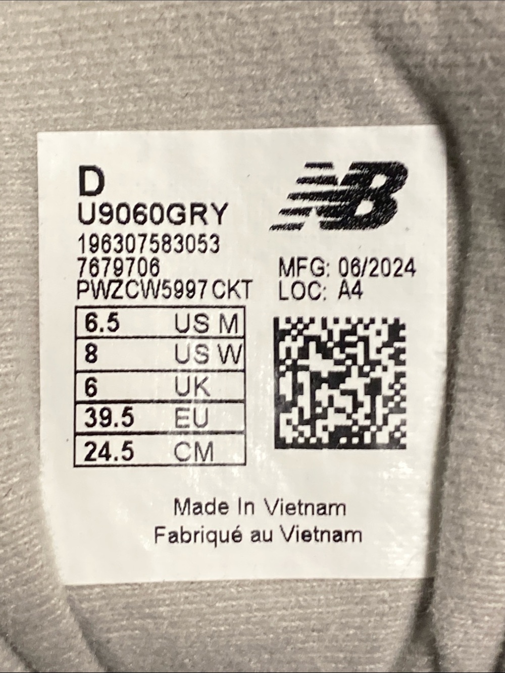 New Balance 9060 Cloud Grey Men’s/Womens Unisex Running shoes W8/M6.5 - Picture 6 of 6